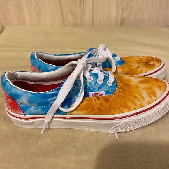 Vans (Juniors 4.5) Low Cut Tye Dye Tennis Shoes - Picture 1 of 6